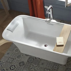 Mira Flight 1800 X 800mm Freestanding Bath -Villeroy Shop c1.1842.354.wh d3