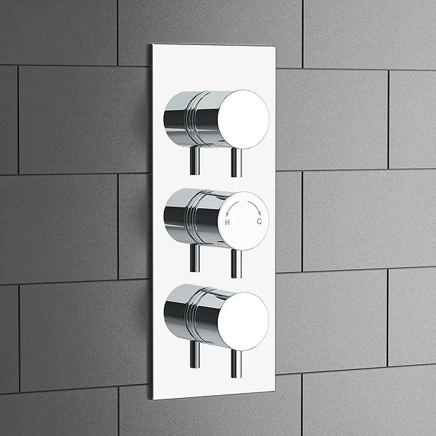 Cruze Shower Package (Rainfall Wall Mounted Head, Handset + Freeflow Bath Filler) 1 Cruze Shower Package (Rainfall Wall Mounted Head, Handset + Freeflow Bath Filler)