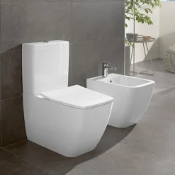 Villeroy & Boch Villeroy And Boch Venticello DirectFlush Rimless BTW Close Coupled Toilet (Side/Rear Entry Water Inlet) + Soft Close Seat -Villeroy Shop vbvobiccr d1